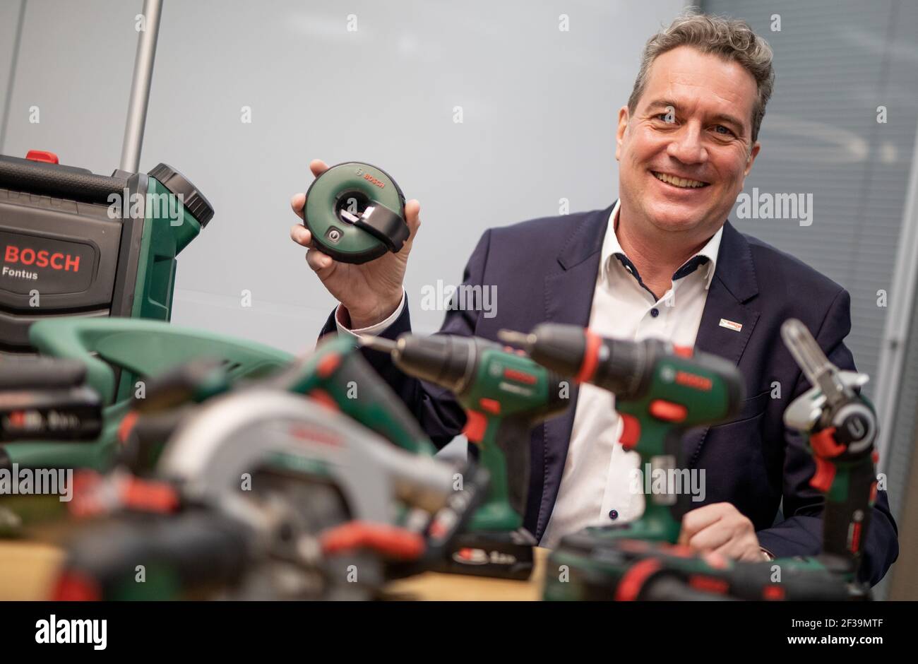 Bosch logo bosch tools hires stock photography and images Alamy