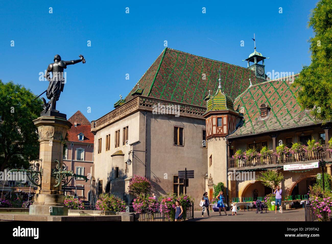 Colmar (north-eastern France): the Schwendi Fountain on the square “place de l'Ancienne Douane” Stock Photo
