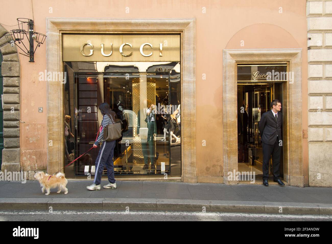 Gucci store Via dei Condotti street, Rome, Lazio, Italy, Europe Stock Photo  - Alamy