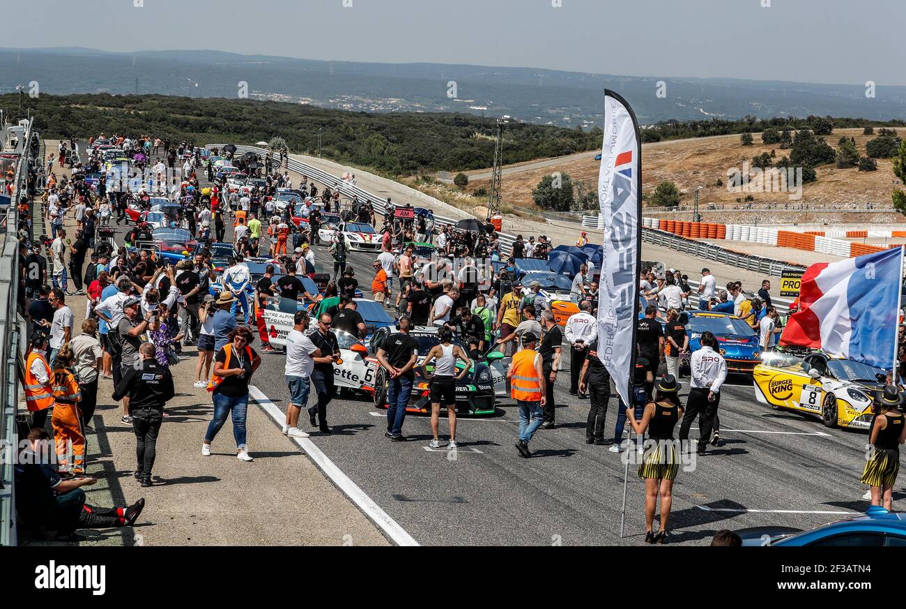 grille de depart starting grid, course 1 during the 2019 FFSA GT circuit  french championship, from July 5 to 7 at Ledenon, France - Photo Marc de  Mattia / DPPI Stock Photo - Alamy