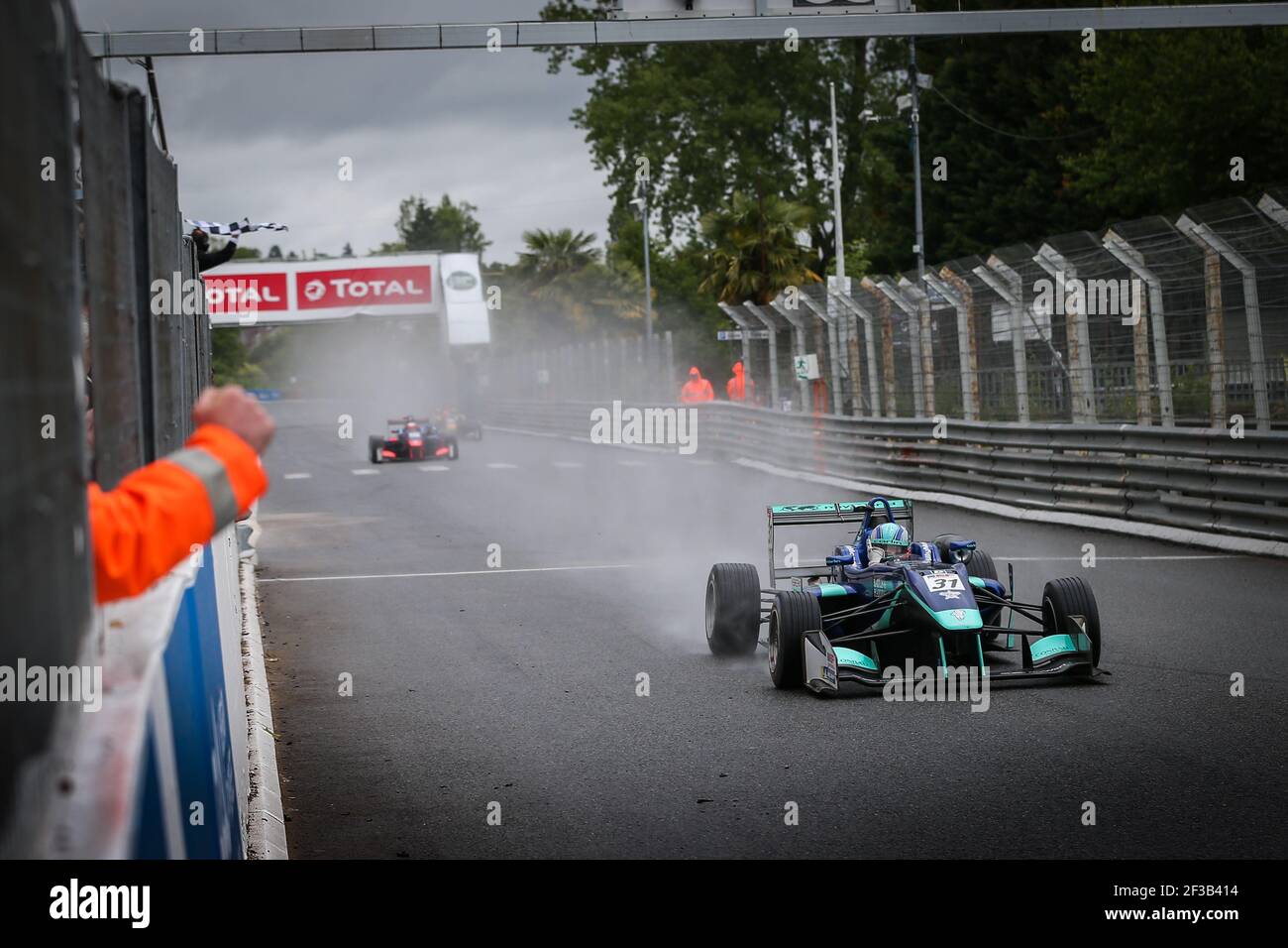 chequered flag, drapeau a damier, 31 MONGER Billy (gbr), Dallara F317, Team Carlin Motorsport, Euroformula Open, action during the 2019 Grand Prix de Pau, France from May 17 to 19 at Pau city - Photo Antonin Vincent / DPPI Stock Photo