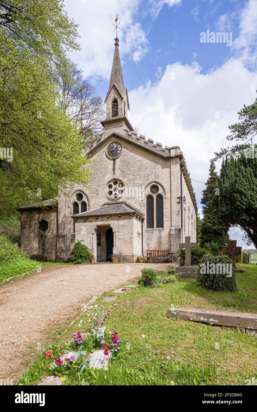 Holy Trinity church in the Cotswold village of Slad, Gloucestershire UK - The village is immortalised in Laurie Lee's autobiography 'Cider with Rosie' Stock Photo