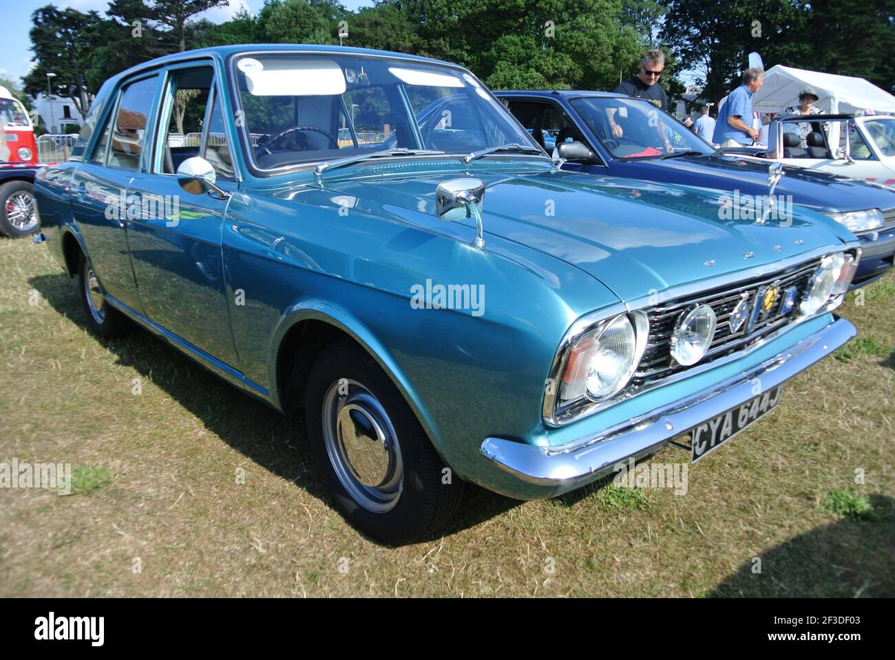 1970 ford cortina deluxe hi-res stock photography and images - Alamy