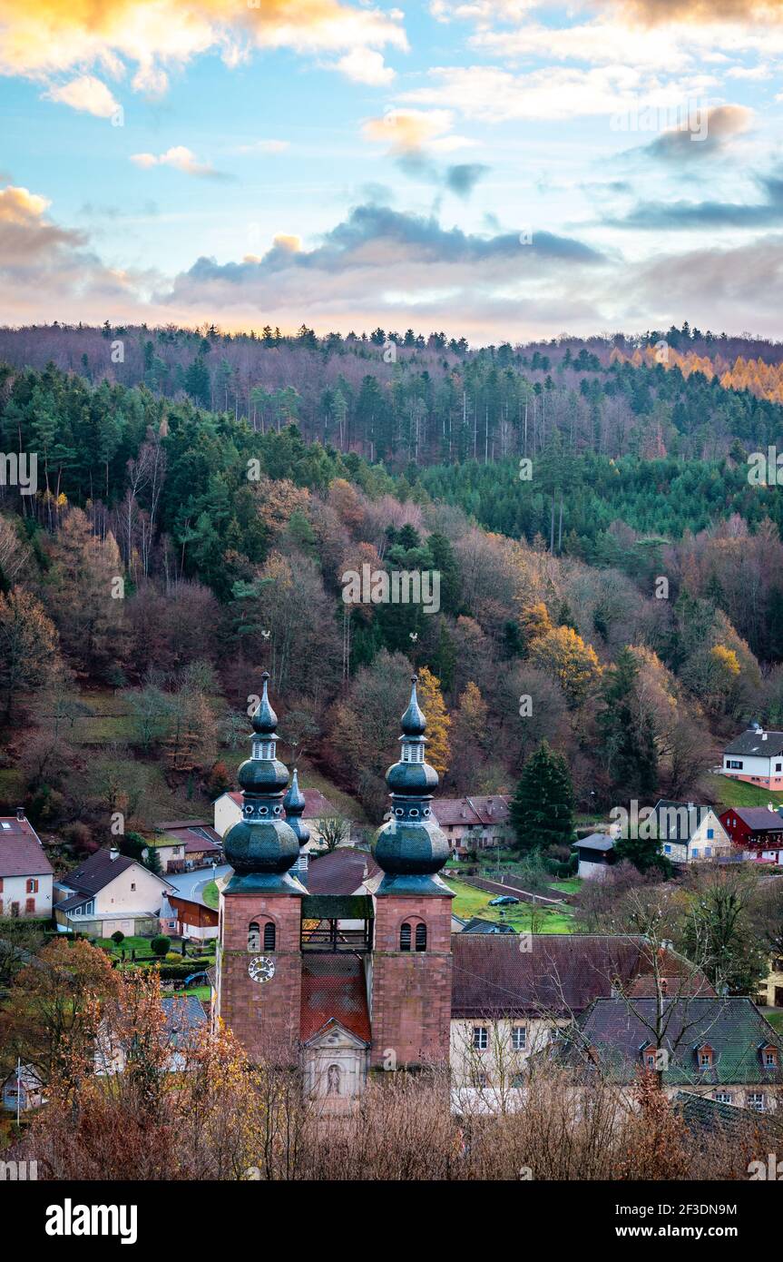Onion shaped church domes hires stock photography and images Alamy
