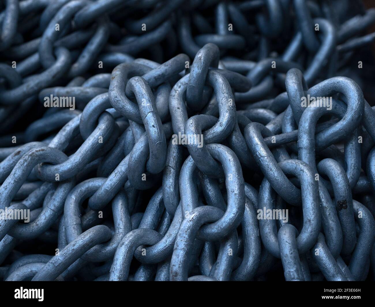 Big Chains High Resolution Stock Photography and Images - Alamy