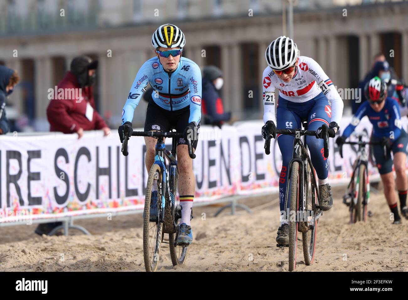 Marthe Truyen from Belgium and Josie Nelson from United Kingdom during the 2021 UCI Cyclo-Cross World Championships, Women Under 23, on January 31, 2021 in Oostende, Belgium - Photo Fabien Boukla / DPPI Stock Photo