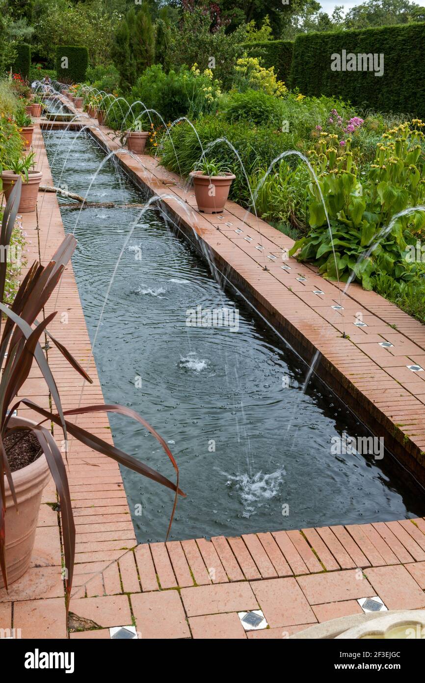 The Alhambra Garden, with a pool and foutains in Roudhay Park, Leeds, West Yorkshire Stock Photo