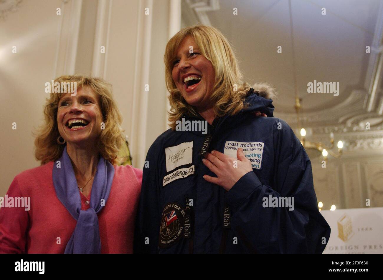 POLAR EXPLORER FIONA THORNEWILL IS REUNITED WITH HER 'RIVAL' ROSIE STANCER ON THEIR RETURN FROM THE POLE AT A PRESS CONFERENCE AT THE FORIGN PRESS CLUB IN LONDON.5/2/04 PILSTON Stock Photo