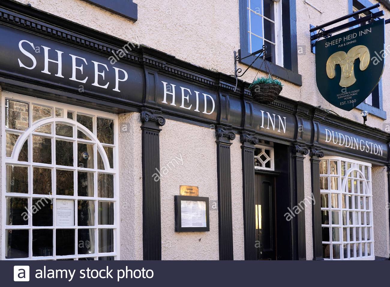 Reputedly the oldest pub in Scotland dating back to the 14th century, The Sheep Heid inn, Duddingston, Edinburgh, Scotland Stock Photo