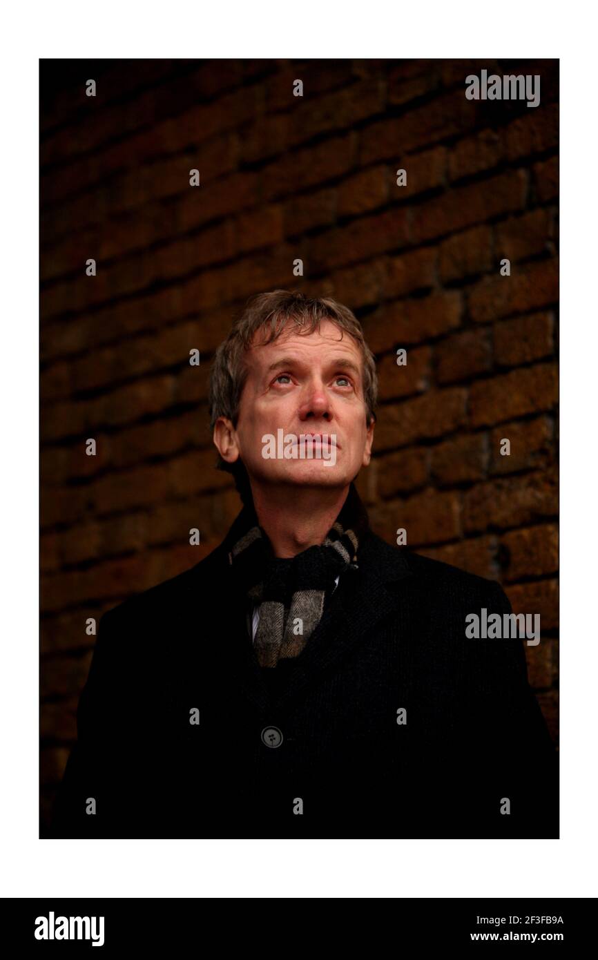 Frank Skinner photographed at the South Bank centre in Londonphotograph by David Sandison The Independent Stock Photo