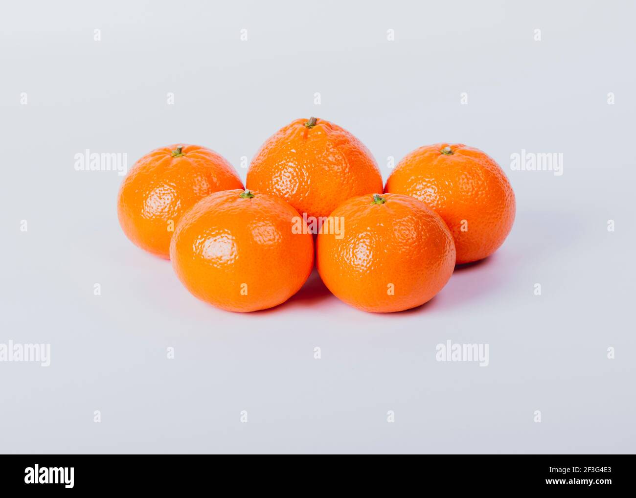 Five mandarin oranges hires stock photography and images Alamy