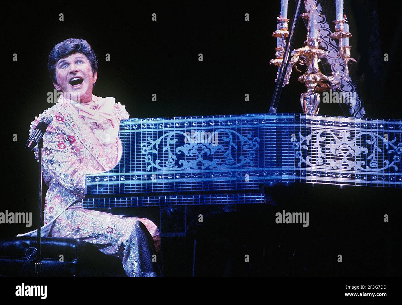 Liberace, 1980s Photo by Adam Scull-PHOTOlink.net / MediaPunch Stock