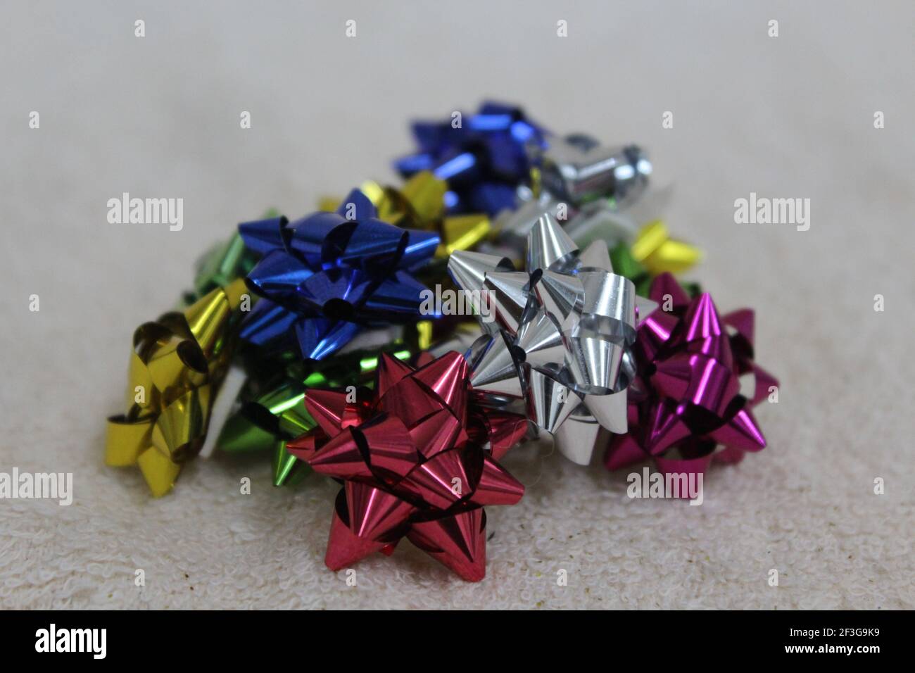 Assorted Mini Gift Bows Stock Photo Alamy