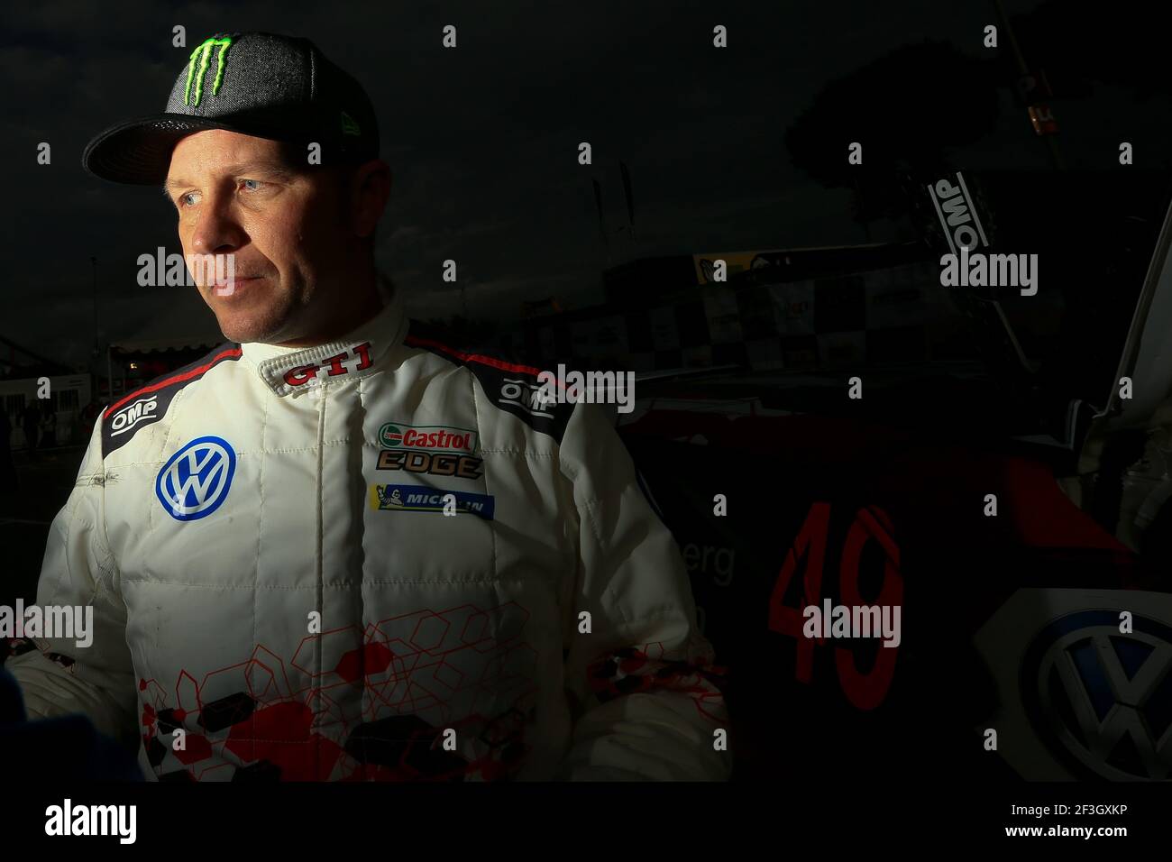 Petter Solberg (NOR) Subaru meets a piper. World Rally Championship, Rd
