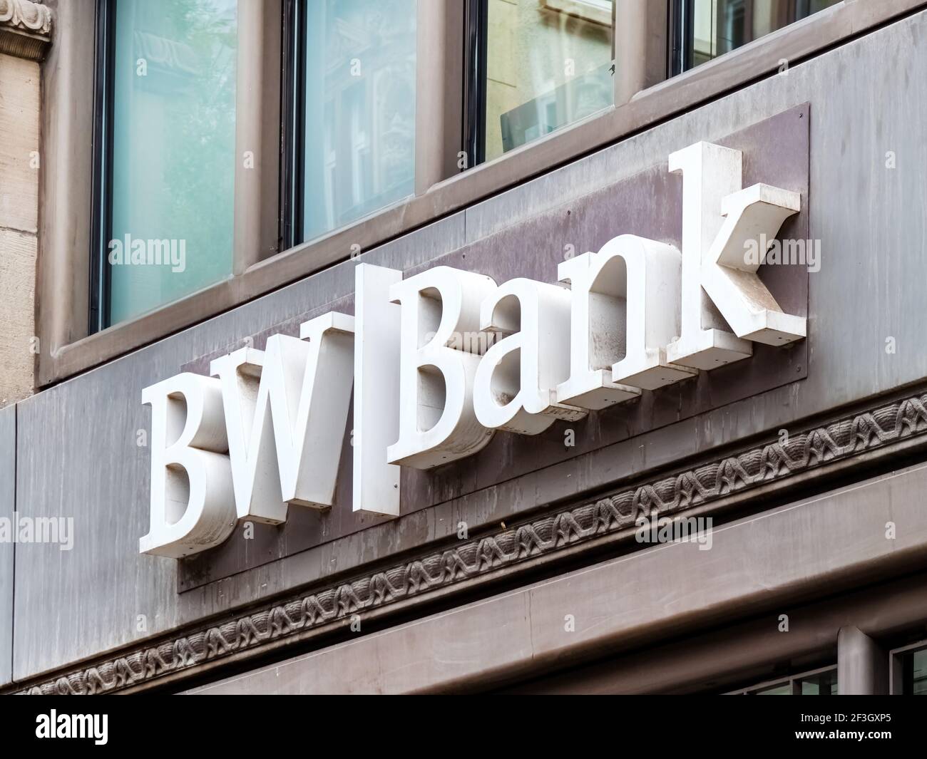 Bw bank hi-res stock photography and images - Alamy
