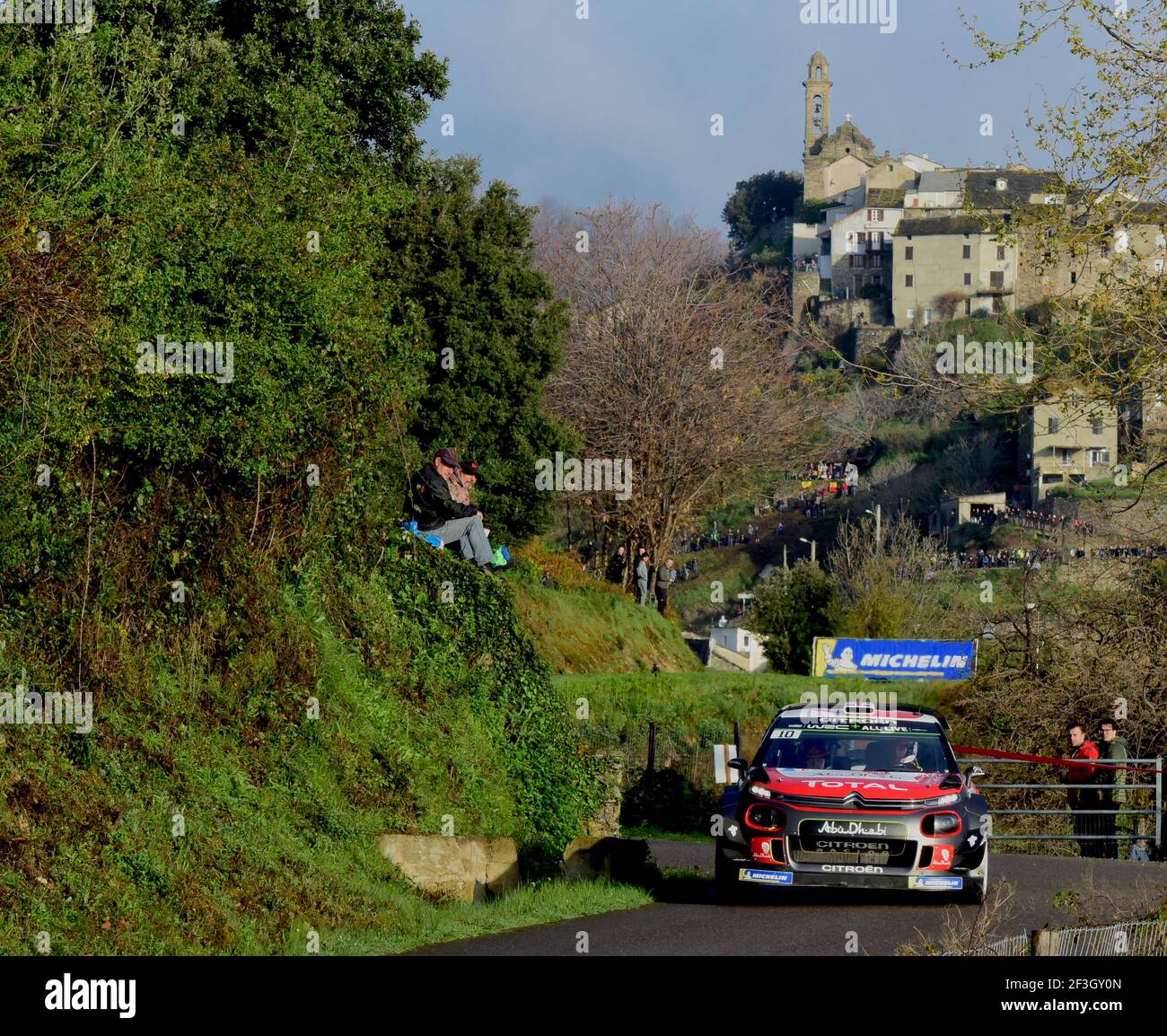 Sébastien Loeb prueba el Citroën C3 WRC sobre grava