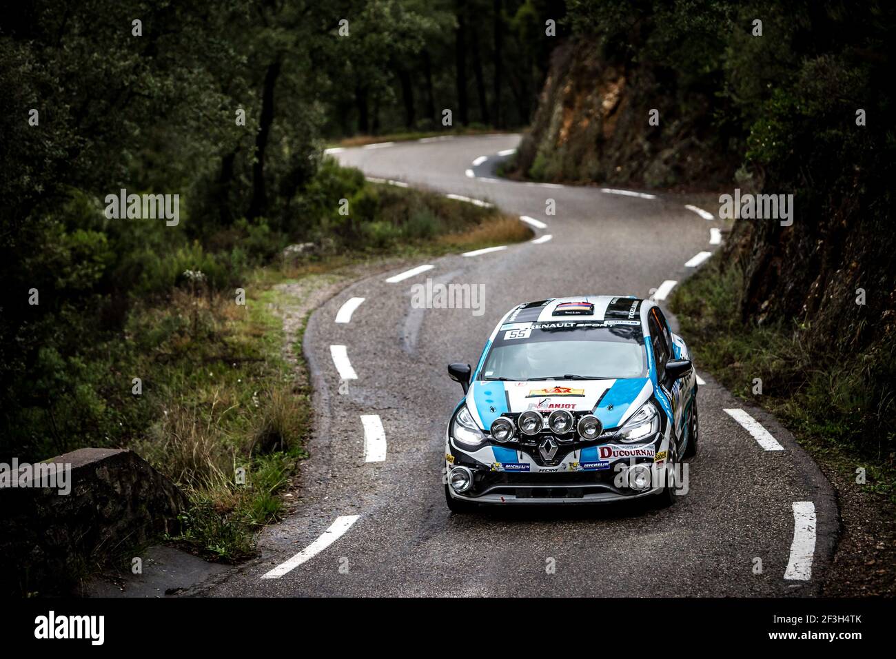 55 TOZLANIAN Damien and BRUN Romain, Renault Clio RS, action during the 2018  French rally championship, rallye du Var from November 22 to 25 at Sainte  Maxime, France - Photo Thomas Fenetre / DPPI Stock Photo - Alamy