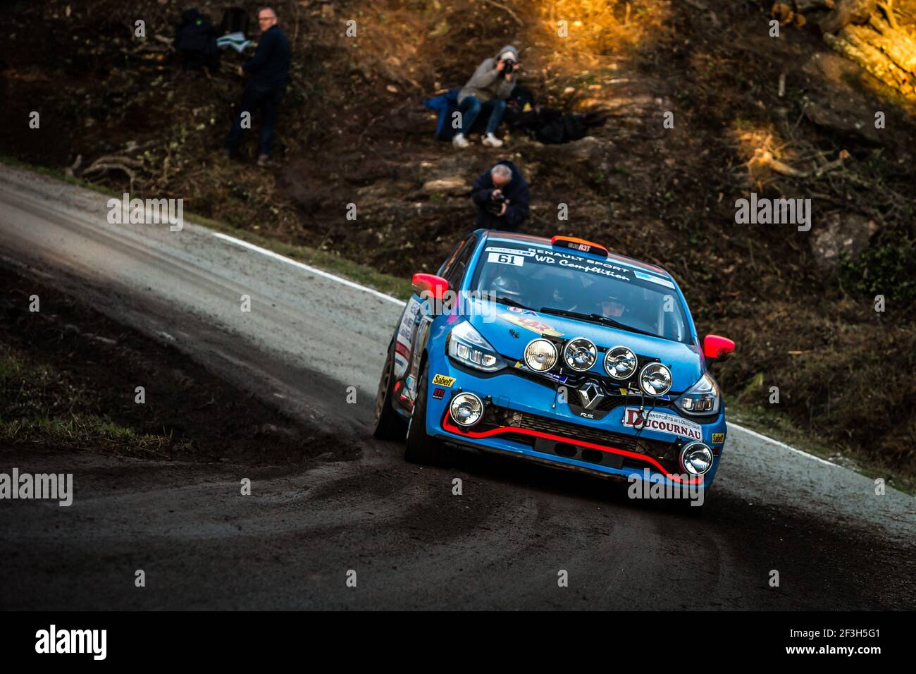 61 BERTON Charlotte and PAGES Cecile, Renault Clio, action during the 2018 French rally championship, rallye du Var from November 22 to 25 at Sainte Maxime, France - Photo Thomas Fenetre / DPPI Stock Photo