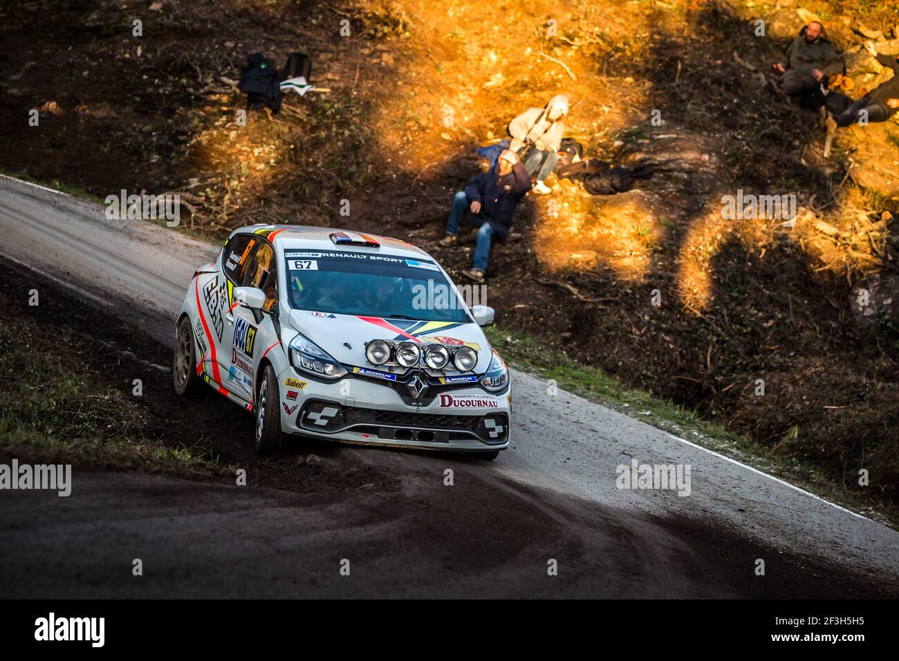 67 ROMANO Patrick and GUERRIERI Patrick, Renault Clio, action during the  2018 French rally championship, rallye du Var from November 22 to 25 at  Sainte Maxime, France - Photo Thomas Fenetre / DPPI Stock Photo - Alamy