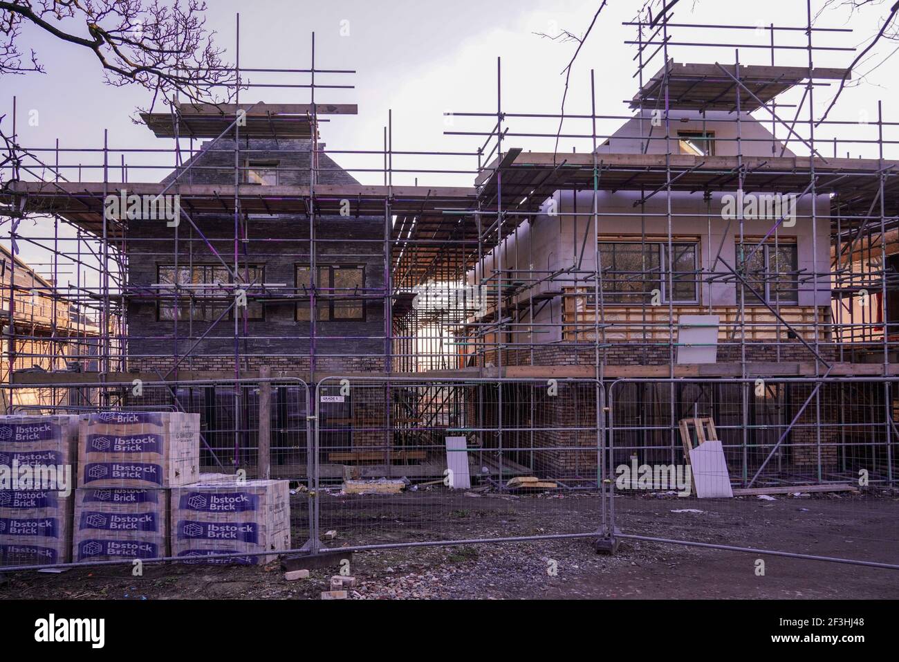 New Housing Development . Damfield Lane Maghull Stock Photo Alamy