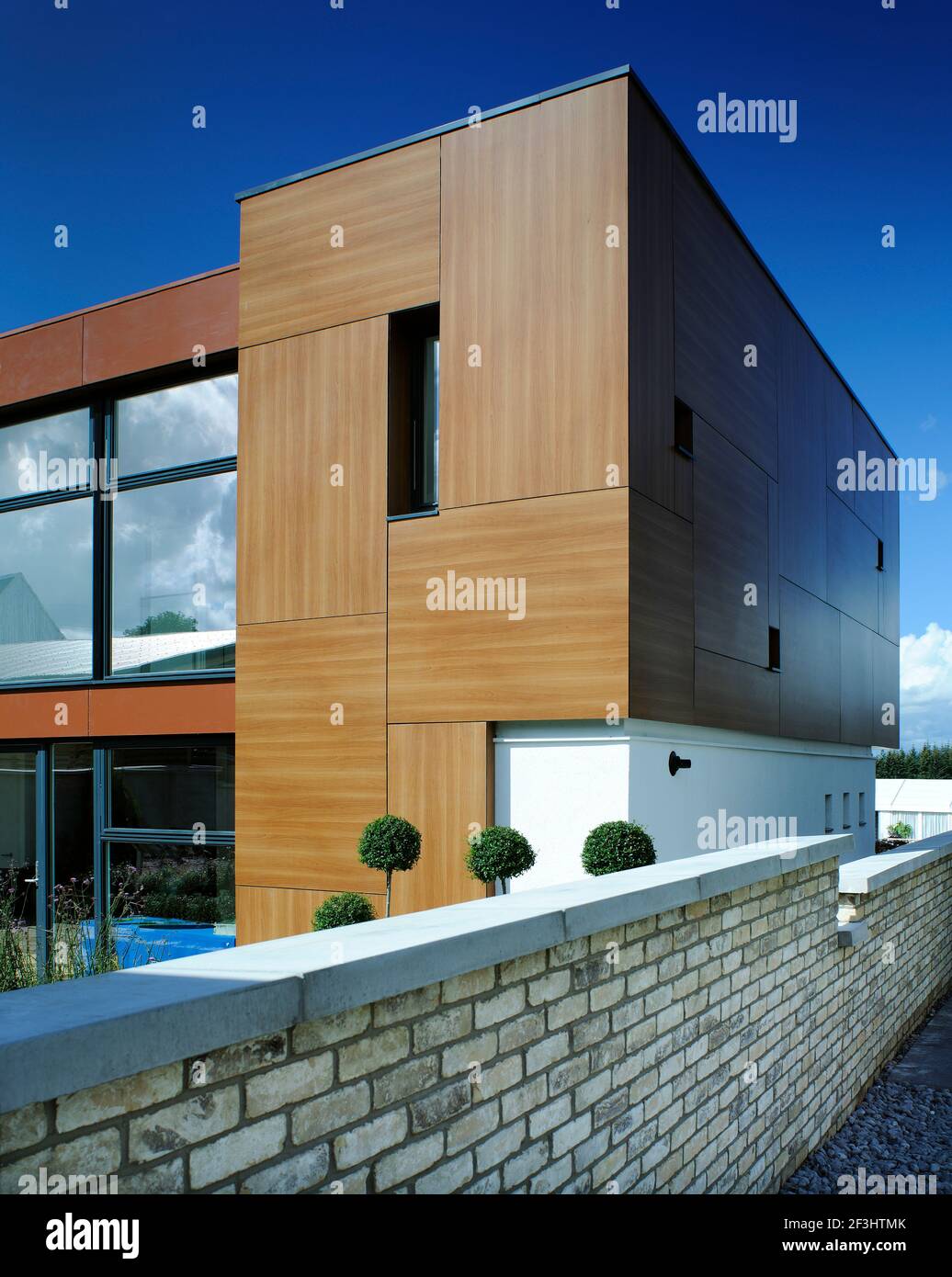Scotland's Housing Expo. Woodrock. looking across the boundary wall to ...
