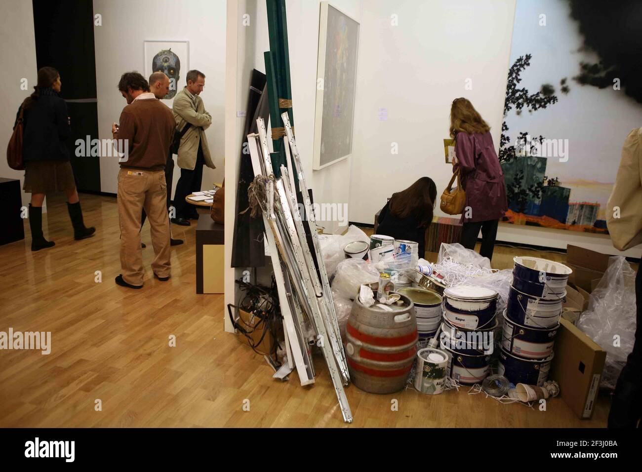 ZOO ART FAIR... at the Royal Academy of Arts in London... Robling Hall new york.. David Ellis..'Untitled Kinetic Trash Instalation 2007'  pic David Sandison Stock Photo