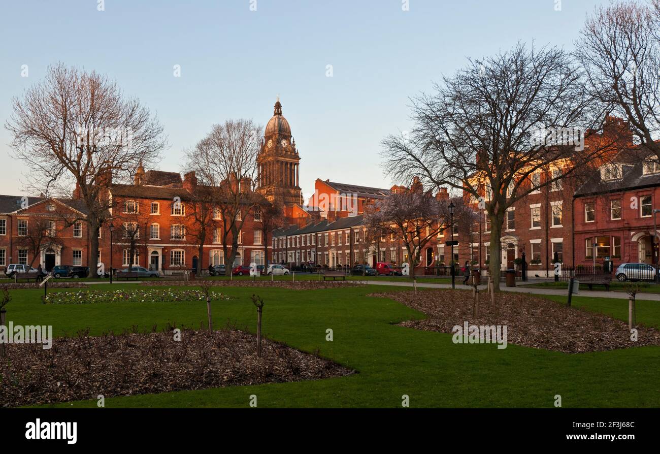 Leeds Town Hall and Park Square at sunset. Stock Photo