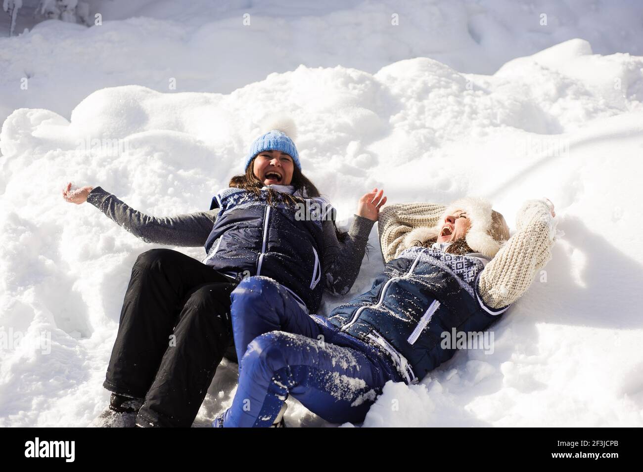 Notgeil Lesben Girls Im Schnee Notgeil Lesben Girls Im Schnee