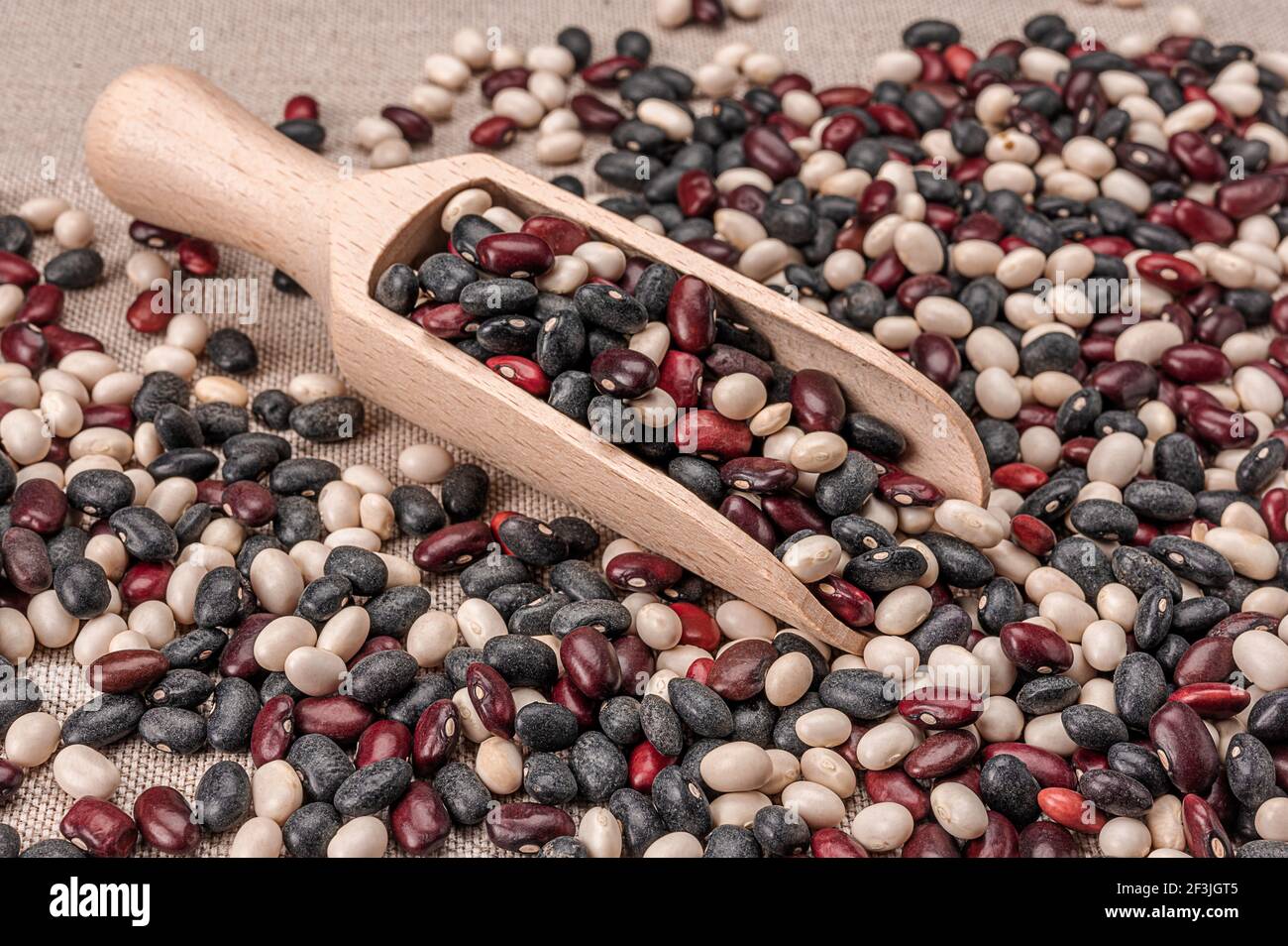 Pile of beans hi-res stock photography and images - Alamy