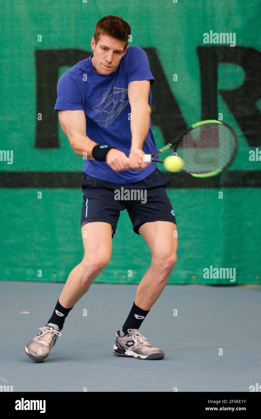 Belgian tennis player Joris De Loore pictured during the Belgium training  in Brussels on November 14, 2017 before the Davis Cup 2017 final tennis  match on November 14, 2017 at Pierre Mauroy