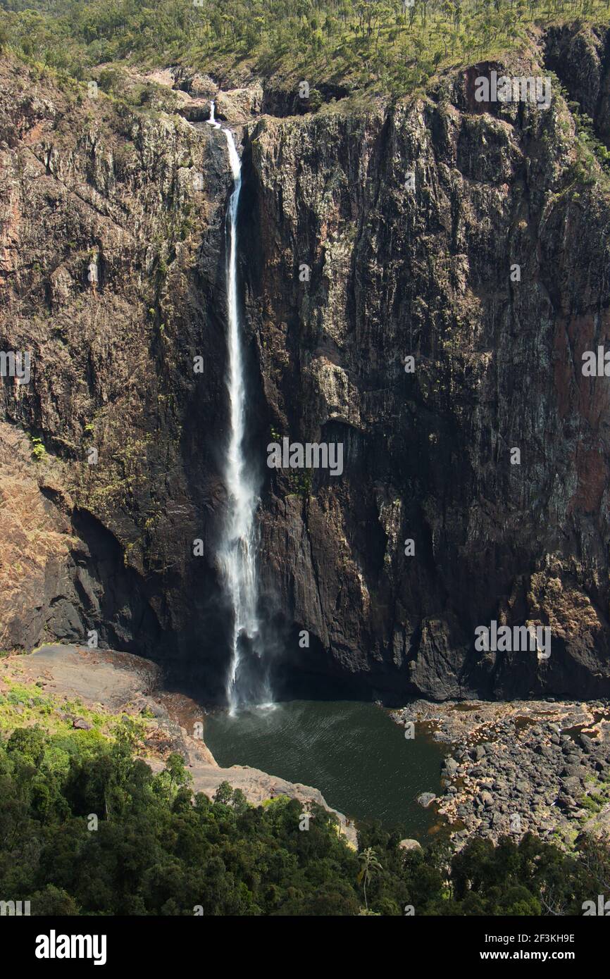 Wallaman Falls In Girringun National Park The Highest Waterfall In Wallaman Falls In Girringun National Park The Highest Waterfall In