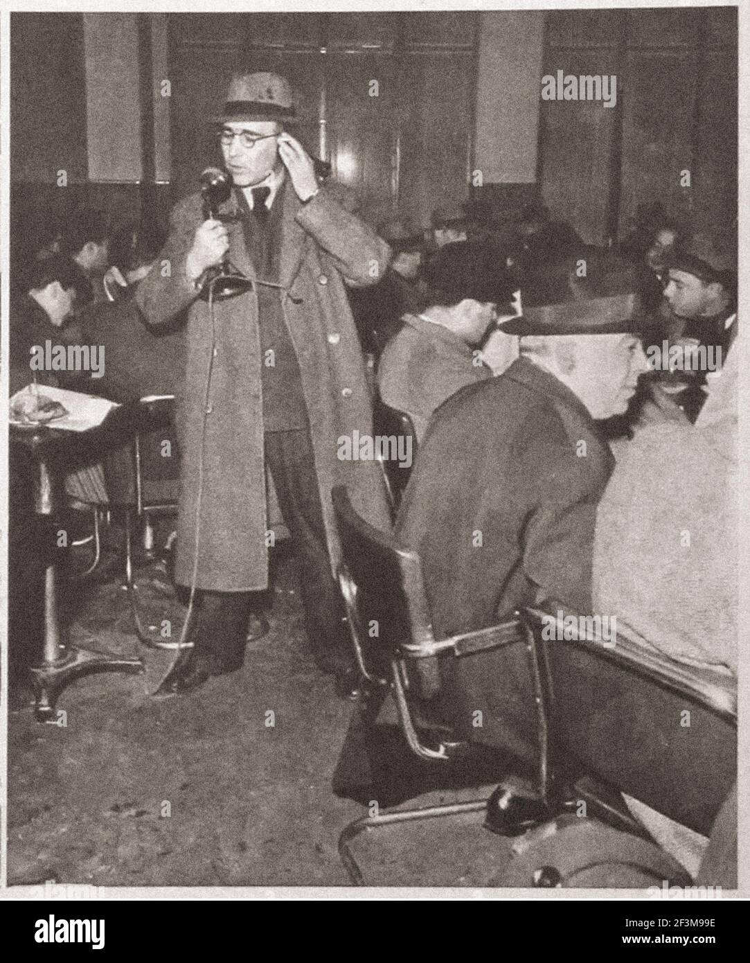 Cafe 1940s hi-res stock photography and images - Alamy