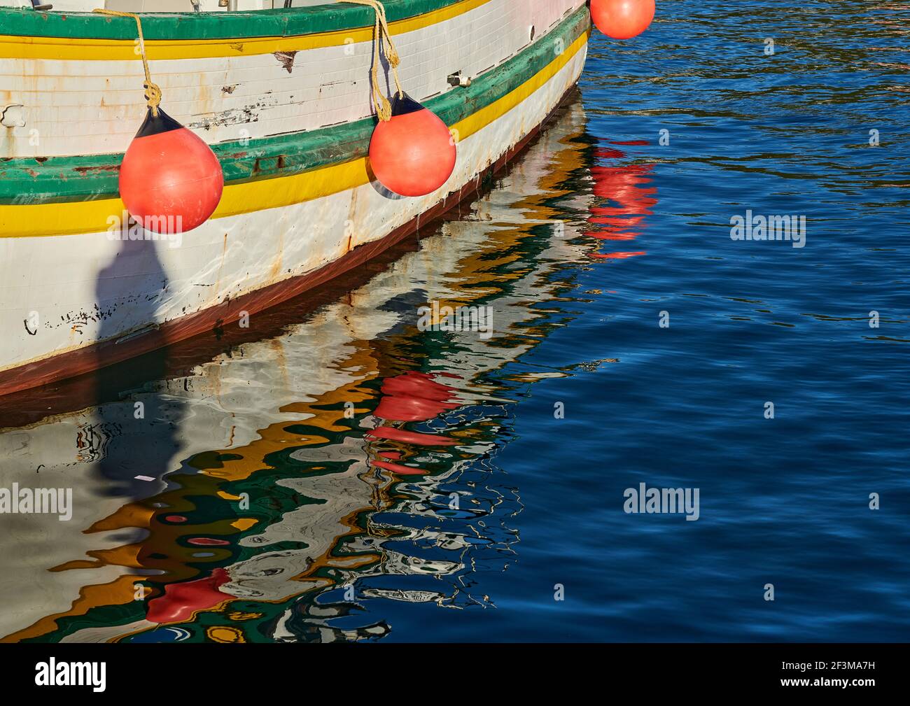 Fishing boats harbour kalk bay hi-res stock photography and images - Alamy