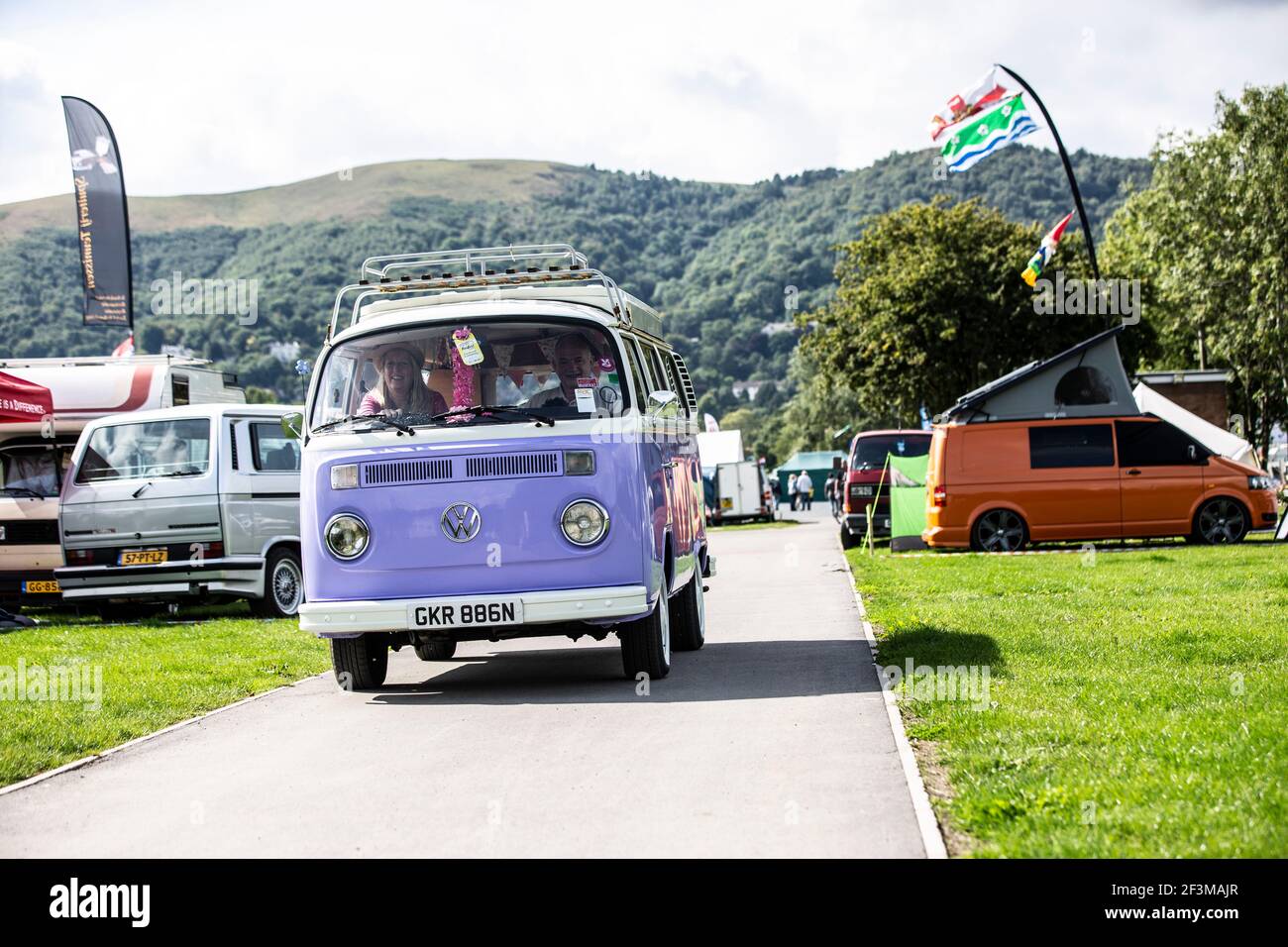 Busfest Vanfest Great Malvern in England Stock Photo Alamy