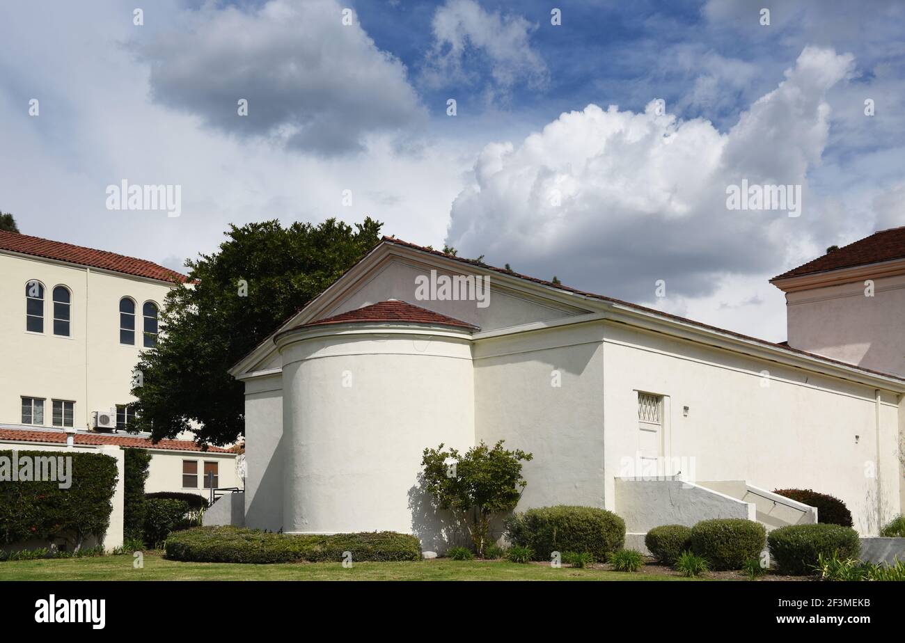 WHITTIER, CALIFORNIA 12 MAR 2021: Lou Henry Hoover Memorial Hall and Mendenhall Building on the campus of Whittier College. Stock Photo