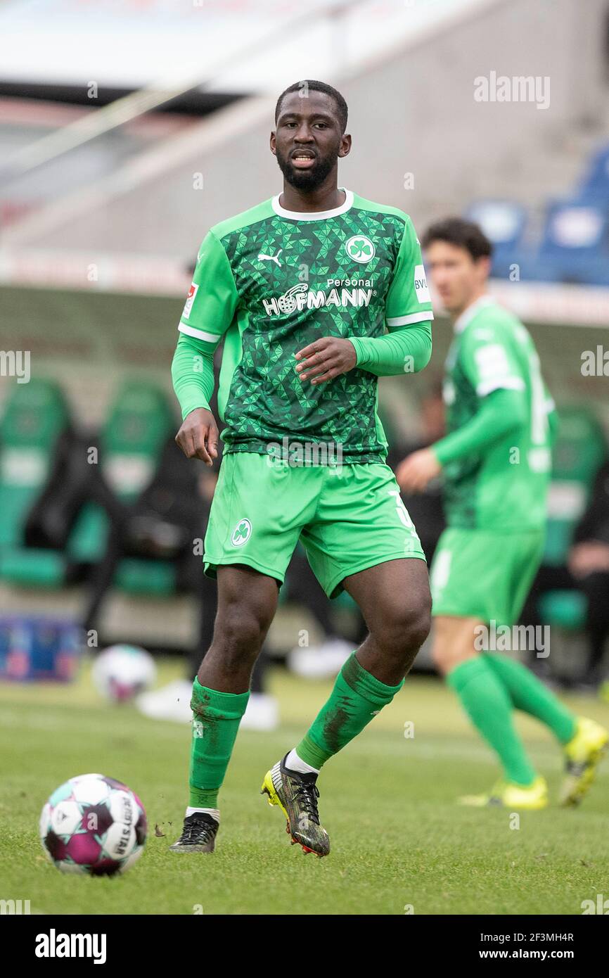 Abdourahmane BARRY (SpVgg. Fuerth) in action with Ball; Soccer 2.  Bundesliga, 23rd matchday, matchday 23, Hanover 96 (H) - Greuther Furth  (FUE) 2: 2, on February 27th, 21 in Hannover / Germany