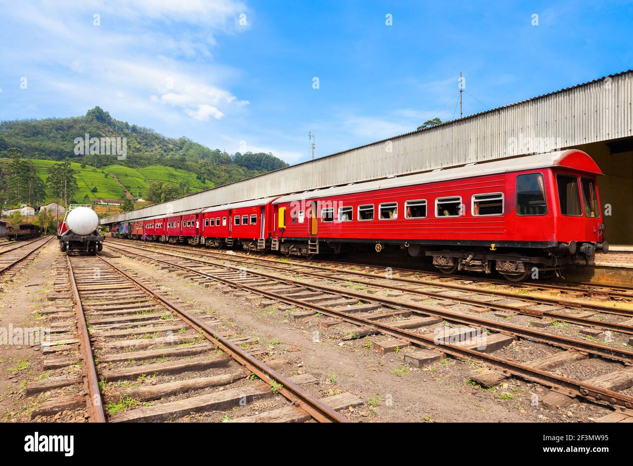 Train at the Nanu Oya railway station near Nuwara Eliya, Sri Lanka. It is the main railway station in Nuwara Eliya region. Stock Photo