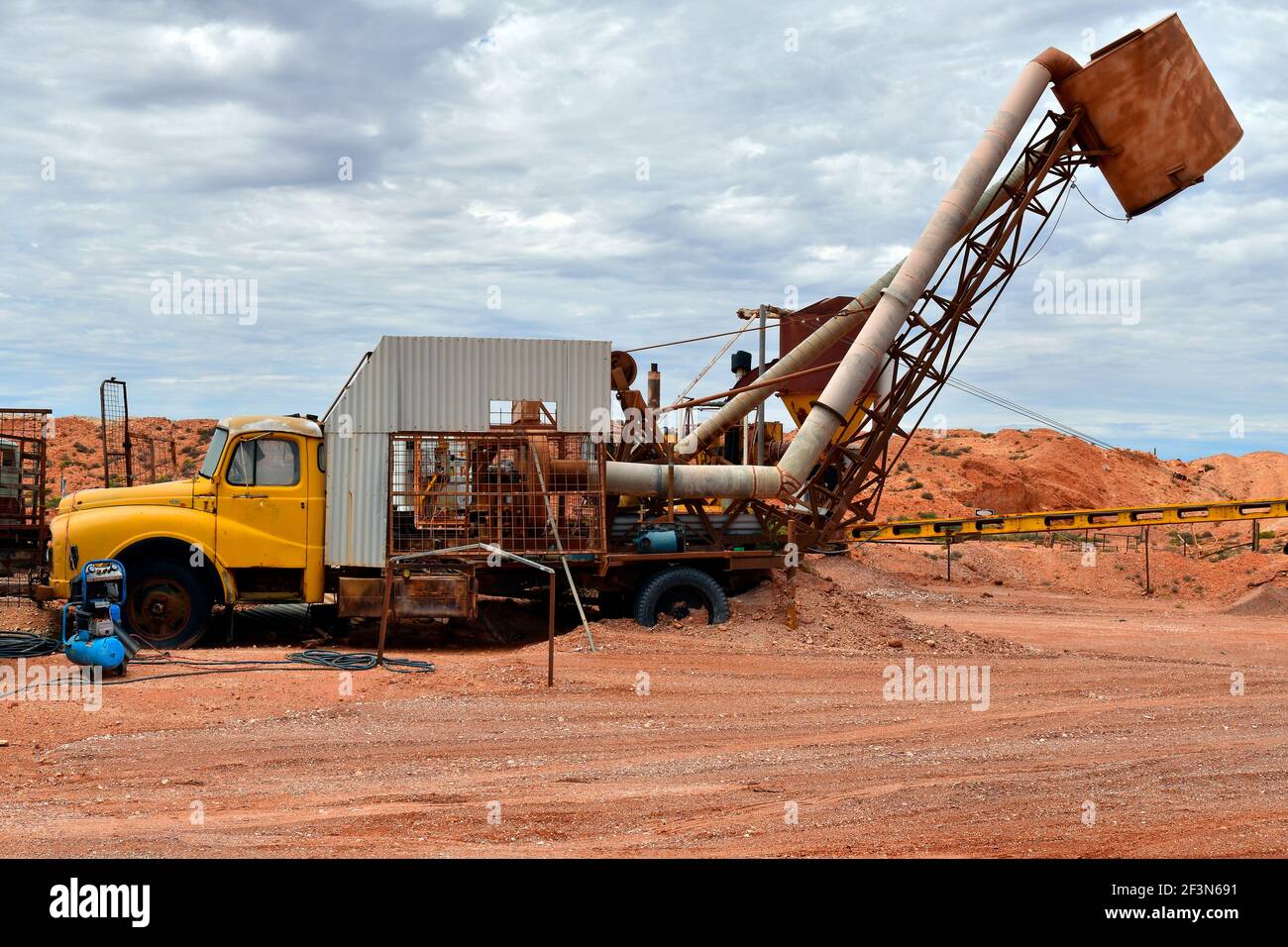 Australia, Coober Pedy, mining equipment named blower Stock Photo Alamy