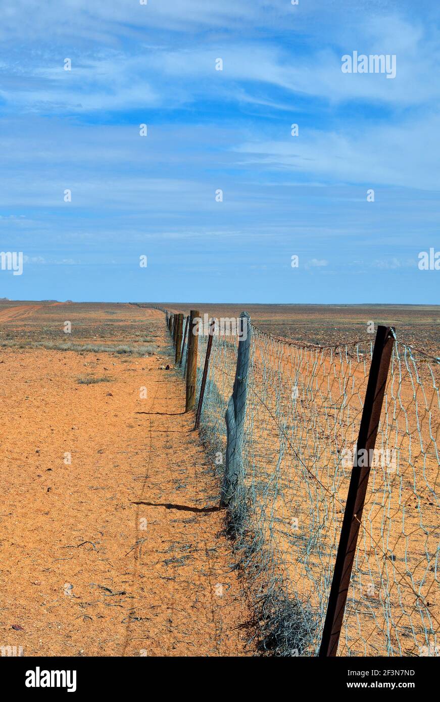 Australia, dog fence aka dingo fence, 5300 km long fence to protect