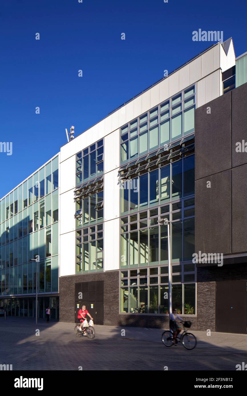 royal-college-of-art-battersea-london-new-building-for-the-royal