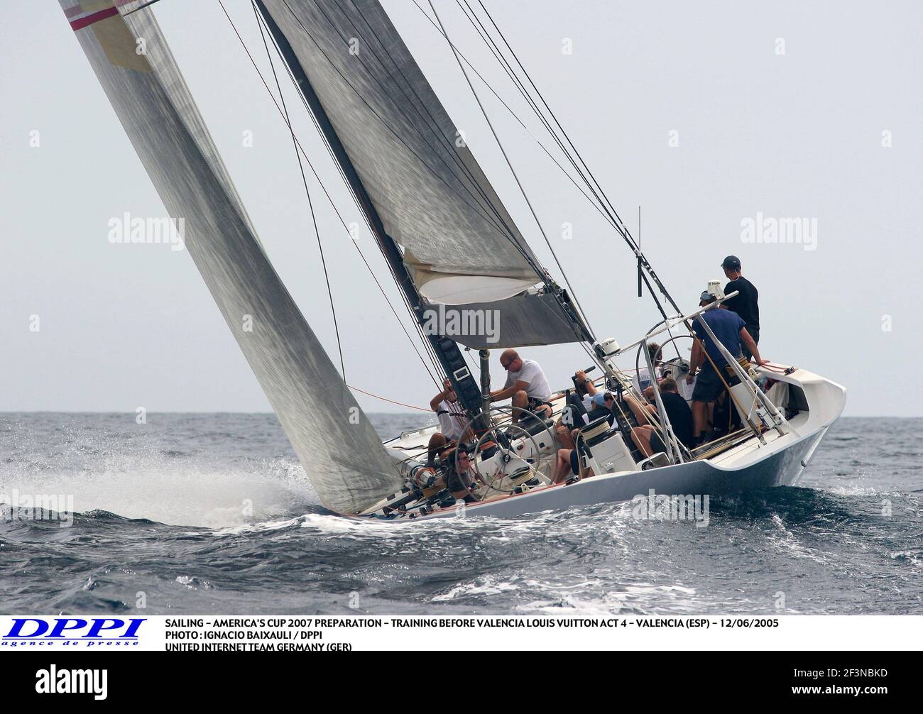 Louis vuitton cup 2007 hi-res stock photography and images - Alamy
