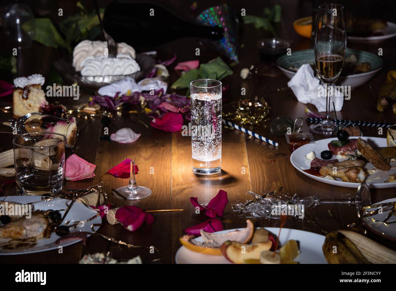 Morning-after-night-before frosted and broken wine glass party remains in  frozen countryside UK Stock Photo - Alamy