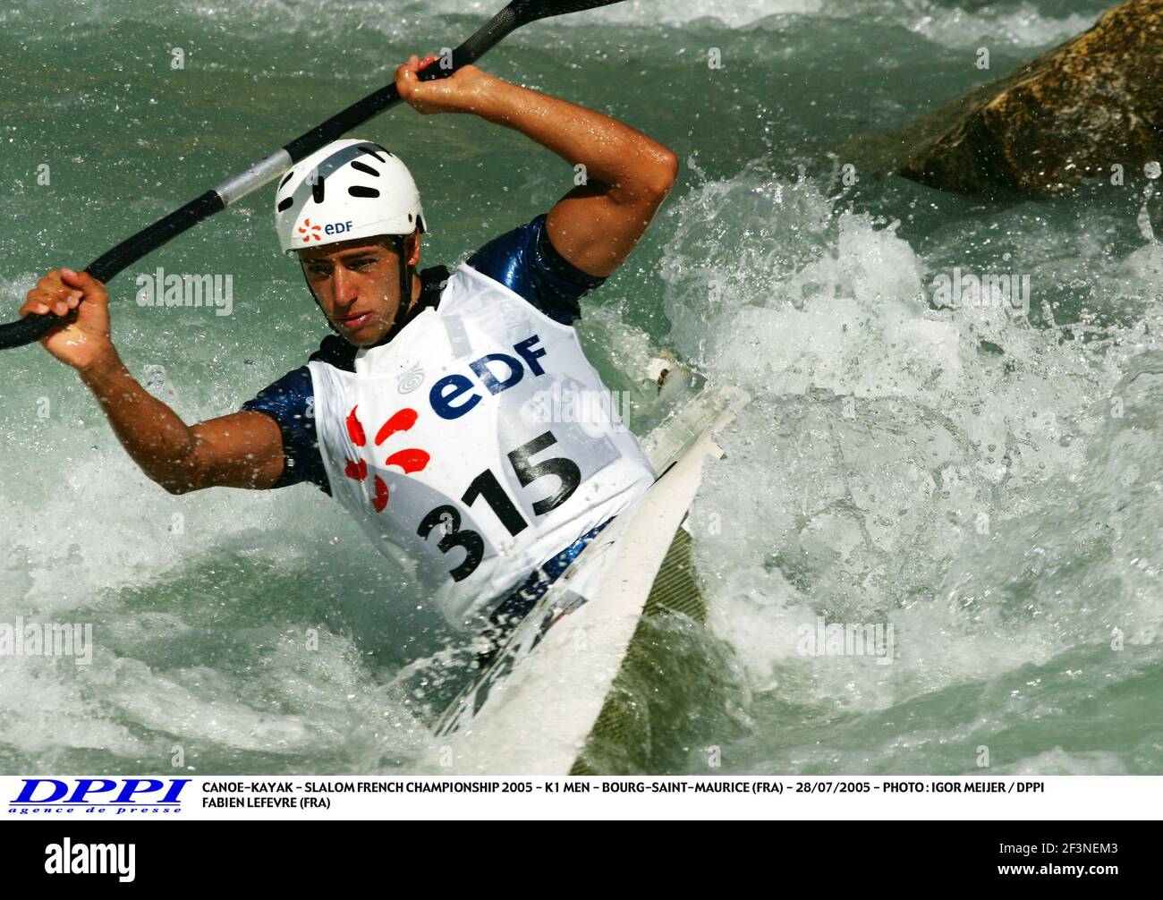 CANOEKAYAK SLALOM FRENCH CHAMPIONSHIP 2005 K1 MEN BOURGSAINT