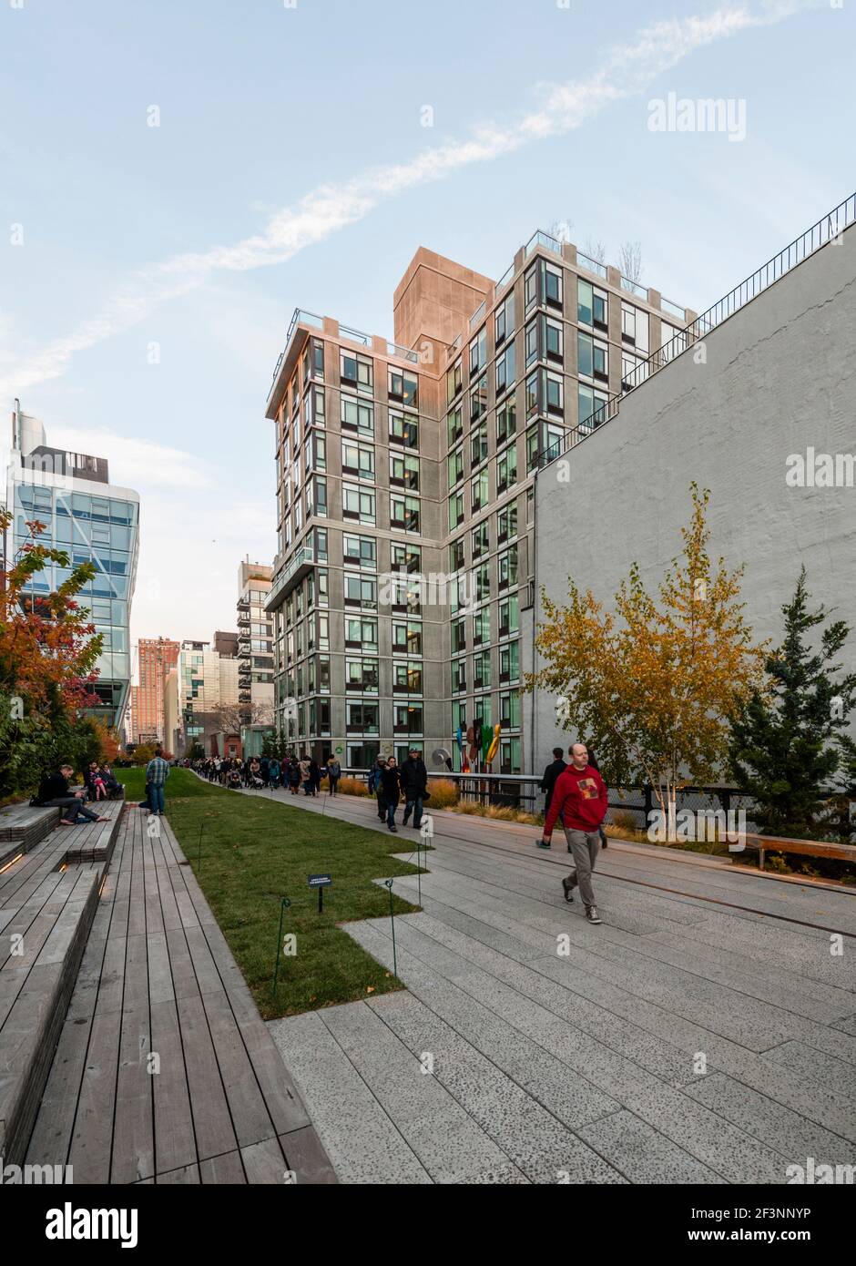 James corner high line hi-res stock photography and images - Alamy