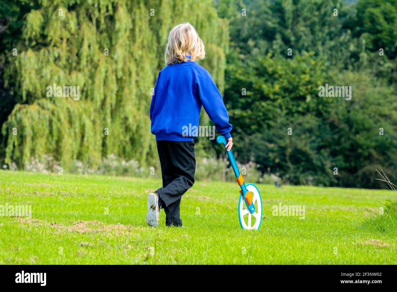 Measuring wheel hires stock photography and images Alamy