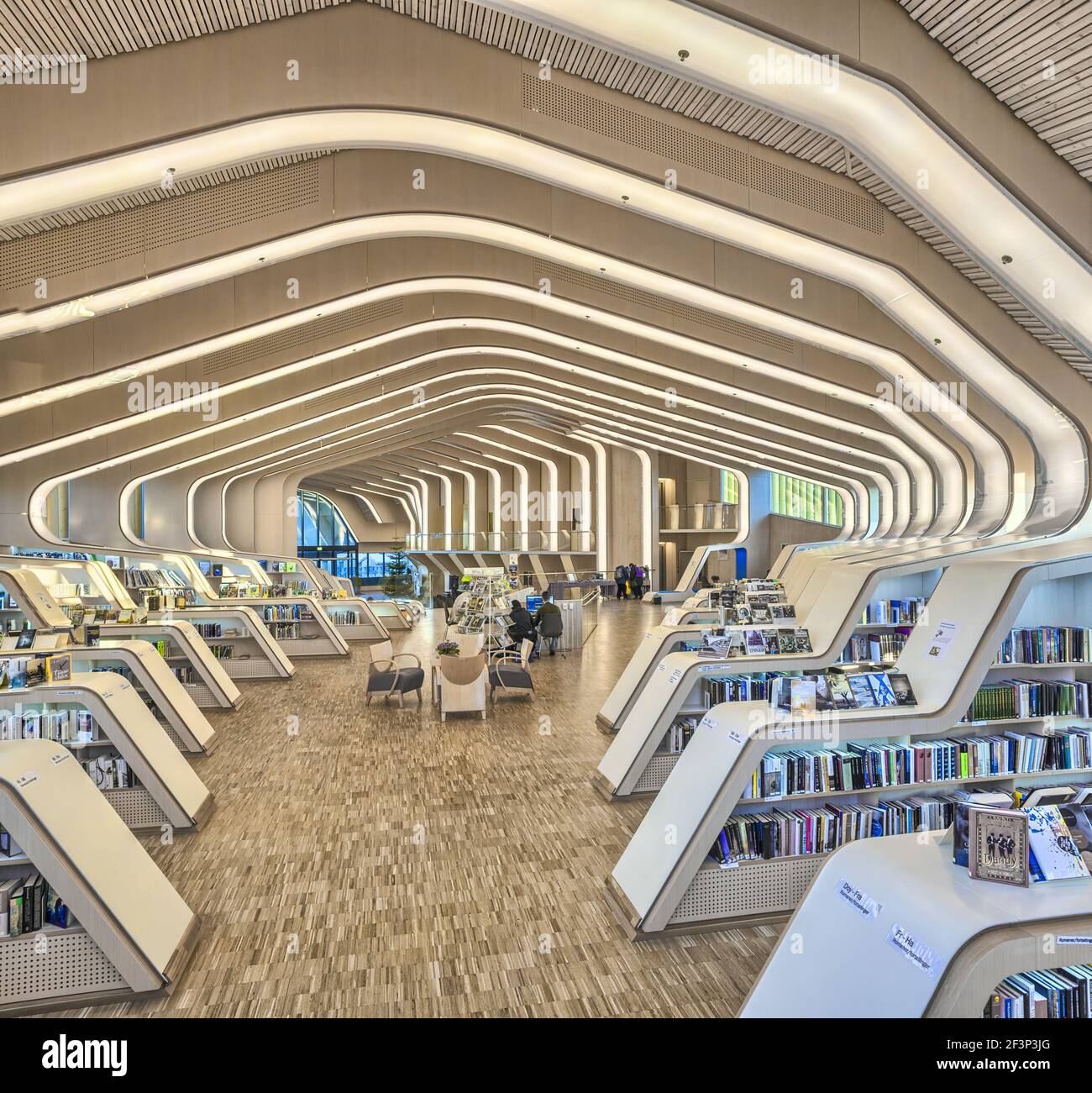Library Communal Space The interior of a communal meeting space hi-res stock photography and ...