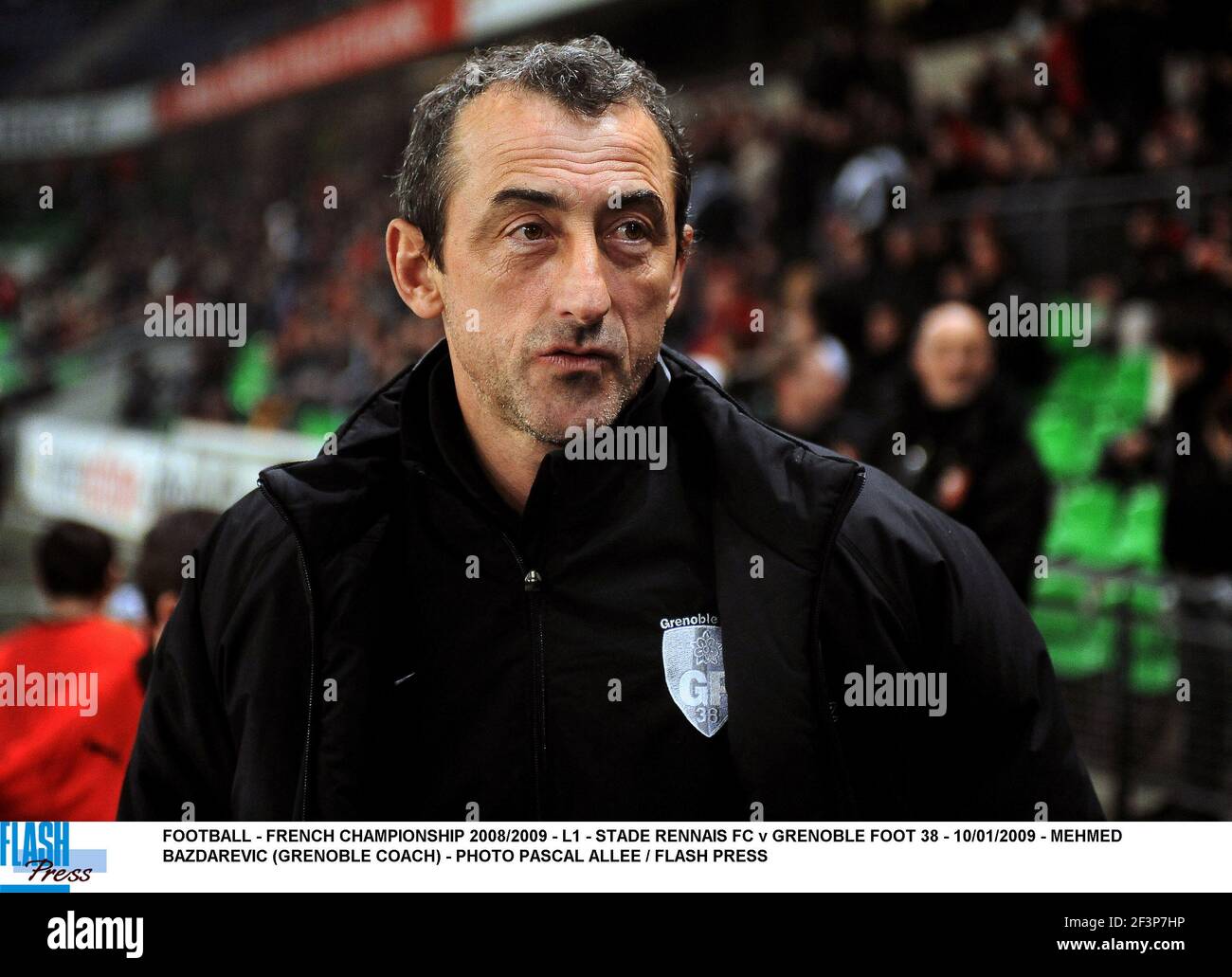 FOOTBALL - FRENCH CHAMPIONSHIP 2008/2009 - L1 - STADE RENNAIS FC v GRENOBLE  FOOT 38 - 10/01/2009 - MEHMED BAZDAREVIC (GRENOBLE COACH) - PHOTO PASCAL  ALLEE / FLASH PRESS Stock Photo - Alamy