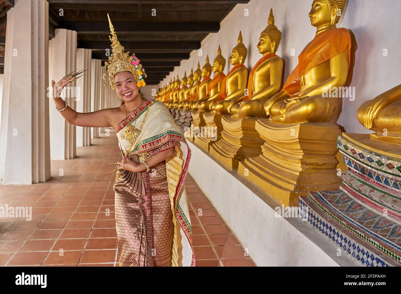 Thailand, Ayutthaya, Thai dancer in traditional clothes Stock Photo
