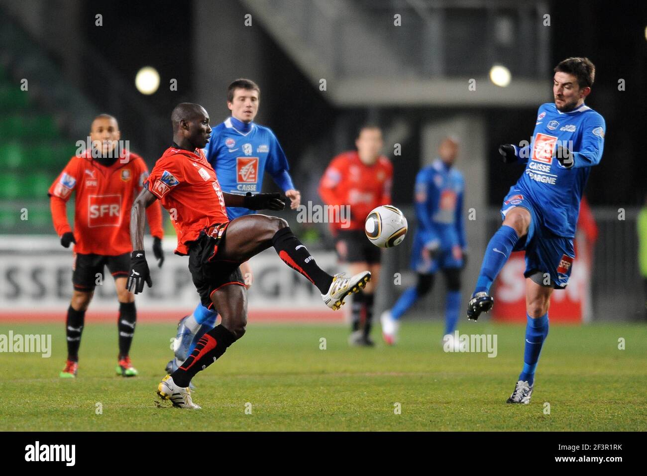 FOOTBALL - FOOT - FRENCH CUP - 2009/2010 - 100109 - RENNES v CAEN - PHOTO PASCAL ALLEE / DPPI -ISMAEL BANGOURA (RENNES) / GREGORY LECA (CAEN) Stock Photo
