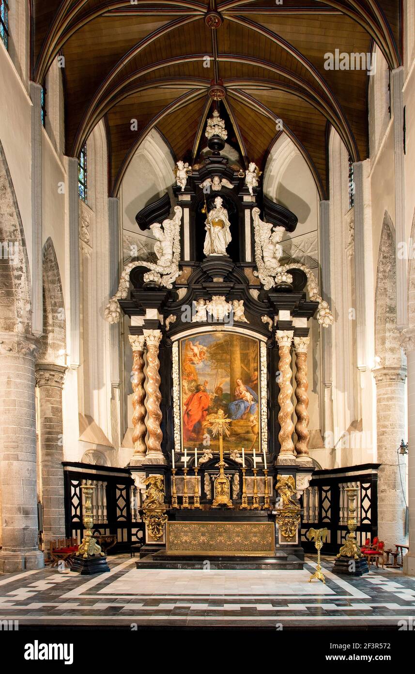 Die St. Jakobuskirche Br¸gge. Das barocke Hochaltar aus wei?em, braunem und schwarzem Marmor wurde zwischen 1665 und 1670 von Cornelis Gailliard erric Stock Photo